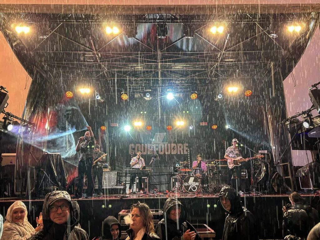 lr événement prestation technique sonorisation lumière séminaire, concert en vendée.